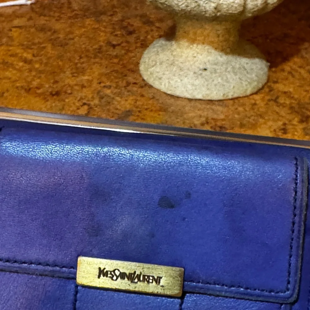 Yves Saint Laurent (YSL) purple leather trifold wallet. VINTAGE - Picture 2 of 11